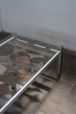 Mesa de centro brutalista danesa 1970
