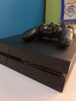 Consola PS4 Negra + 2 Mandos y Diferentes juegos