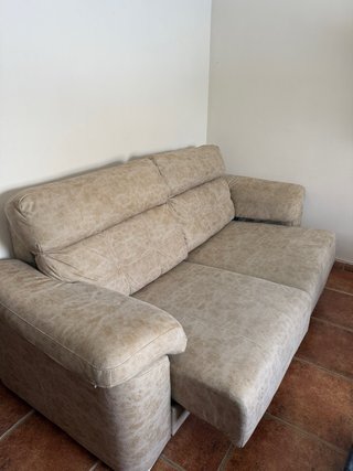 Sofá beige de tela