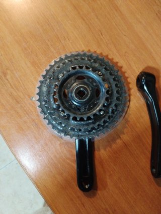 Platos Shimano FC-TS32 (170mm)24/34/42.