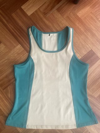 Conjunto Born Living Yoga falda pantalón y top