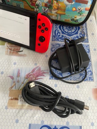 NINTENDO SWITCH COMO NUEVA.