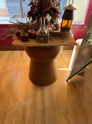 Mesa y Taburetes Tapón Vino