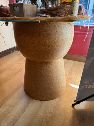 Mesa y Taburetes Tapón Vino