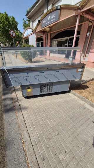 Expositor refrigerado cristal curvo