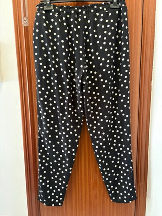 Pantalones negros con lunares blancos Kiabi - T40