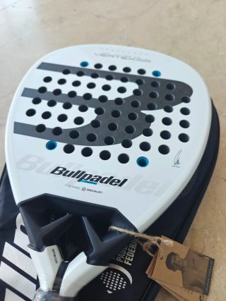 Pala Bullpadel Vertex 05 2026
