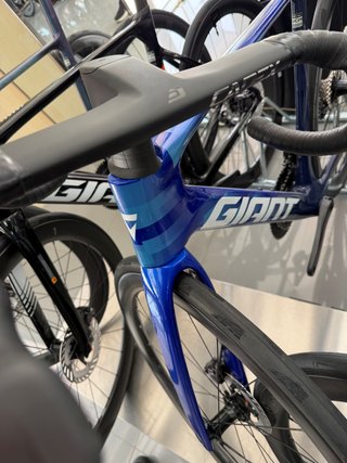 Giant Propel SL ultegra Di2 + Zipp 303 + cadex T-S