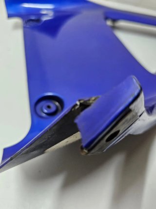 Placa Unión Carenados Rieju RS2 Azul
