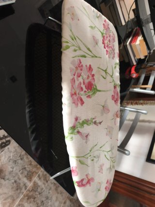 Tabla de planchar de mesa floral