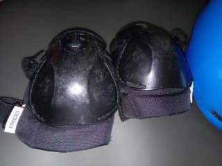 Patines en línea y protecciones infantiles