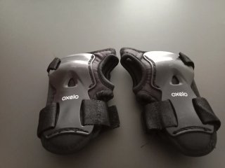 Patines en línea y protecciones infantiles