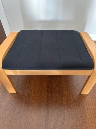 Poggiapiedi Poäng Ikea in legno nero