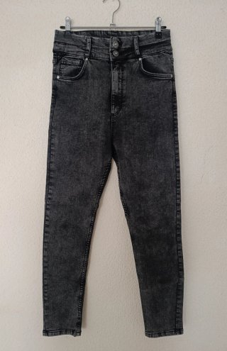 Pantalón skinny Talla 38 NUEVO