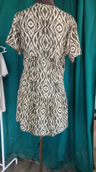 Vestido de verano con flecos