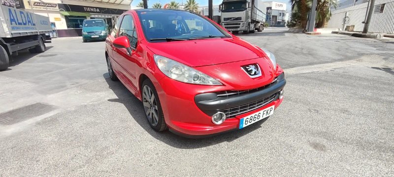 Peugeot 207 gt - foto 1