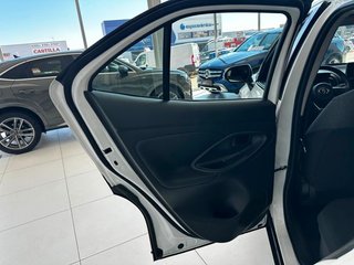 Toyota Yaris Cross Hybrid 120H Business Plus