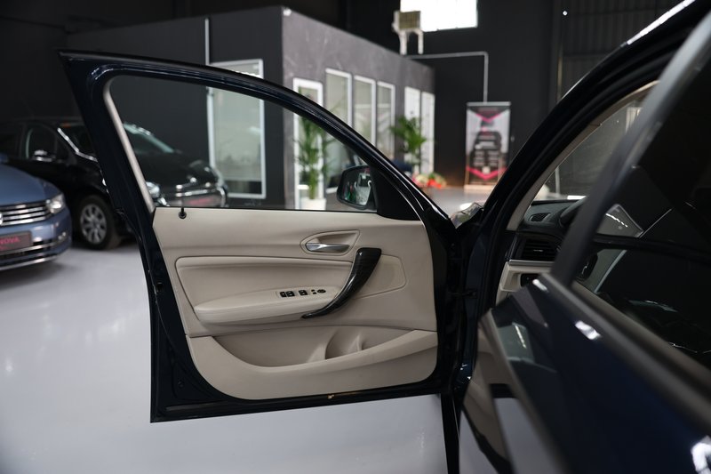 BMW Serie 1 2012, foto 22