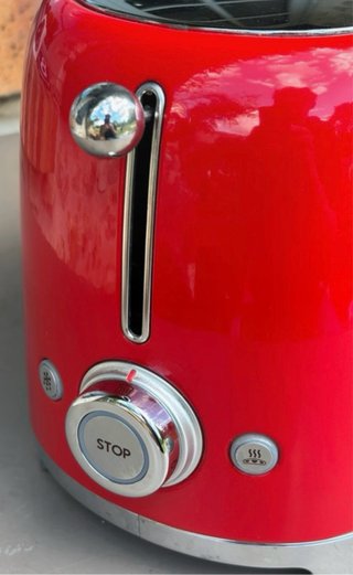 Tostadora Smeg Roja