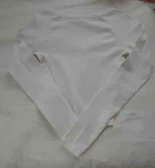 Camiseta manga larga escotada