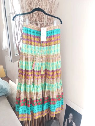 Falda Zara Estampada Talla XS