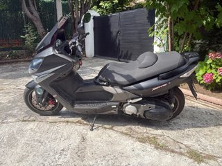 Kymco Xciting 500 Maxi Scooter