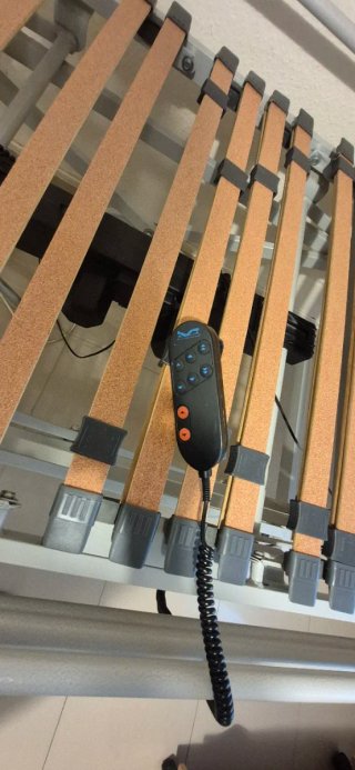 Cama articulada eléctrica