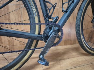 Gravel Cube Nuroad C62 Force eTap 13v