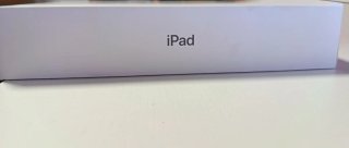 Caja iPad 8ª Gen + Pegatinas Apple