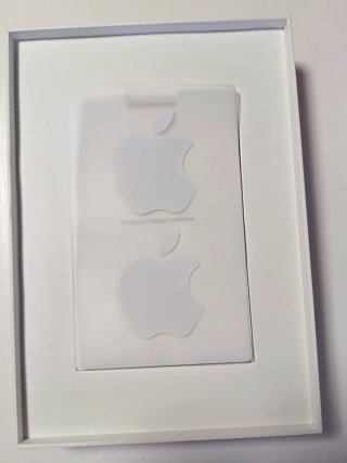 Caja iPad 8ª Gen + Pegatinas Apple