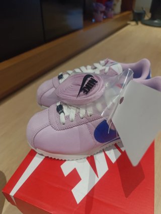 Zapatillas Nike Cortez Rosa y Azul Talla 35.5 22cm