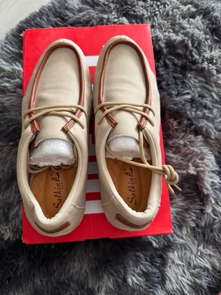 Mocasines beige hombre nuevos