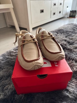 Mocasines beige hombre nuevos