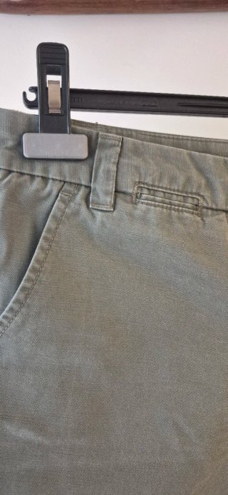 Bermuda Khaki Gap verde oliva talla 36
