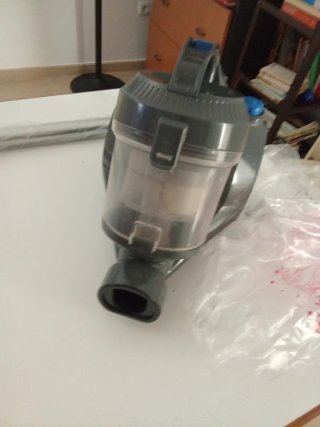 Aspirador sin Bolsa Amazon Basics
