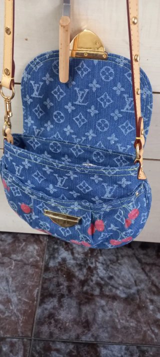 Bolso de cerezas vaquero azul y rojo