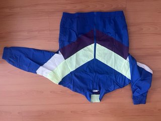 Chaqueta Bershka oversize neón M