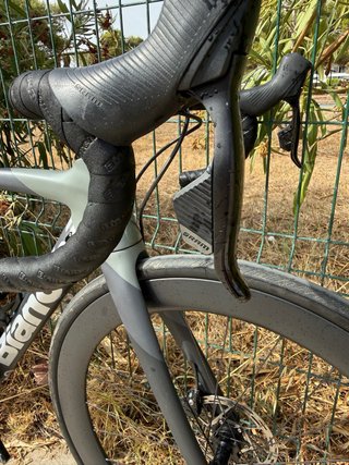 Bicicleta Bianchi Oltre XR3 Carbono