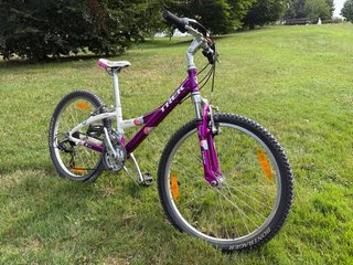 Bicicleta Trek MT220 24” 21 veloc.
