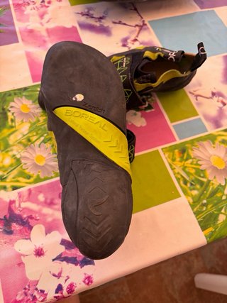 Pies de Gato Boreal Mutant Talla 43.5