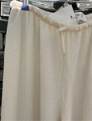 Pantalón ancho Pull&Bear beige