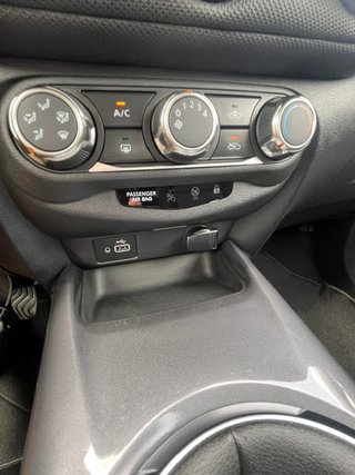 Nissan JUKE DIG-T  114 CV 6M/T Acenta  -Reestreno!