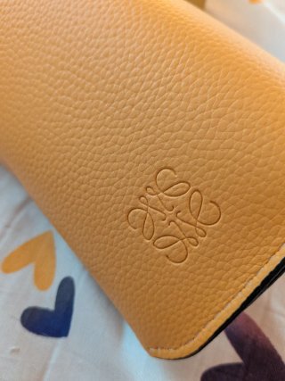 Gafas de sol Loewe mujer negras y marrones