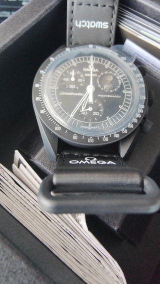 Omega Swatch Moonswatch Snoopy Negro Nuevo