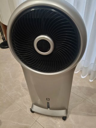 Climatizador Evaporativo Plata y Negro