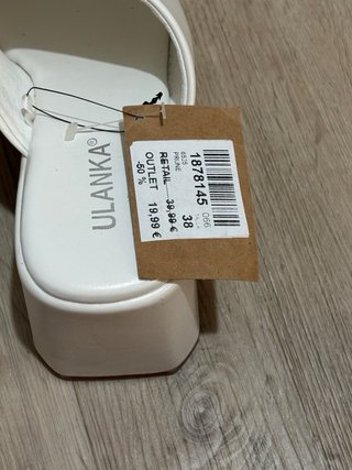 Sandalias de tacón ULANKA blancas