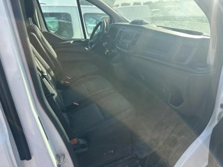 Ford Transit custom averiada