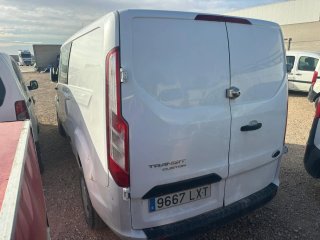 Ford Transit custom averiada
