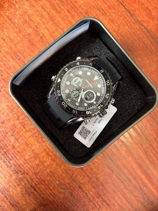 Reloj FREDERIC Negro y Plateado