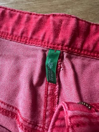 Bermudas Benetton Rojas